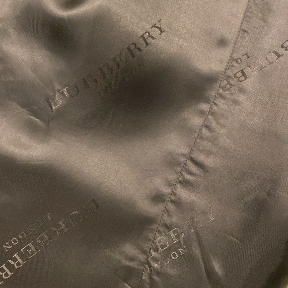 NWOT BURBERRY STUNNING MENS 100% WOOL PEA COAT SIZE LARGE/ 52 EXCELLENT CONDITI - Picture 15 of 16